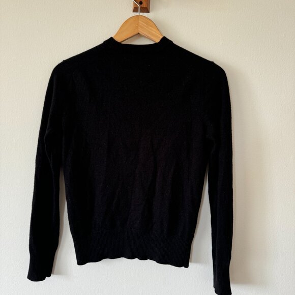 Banana Republic Merino Wool V Neck Sweater - Picture 2 of 4